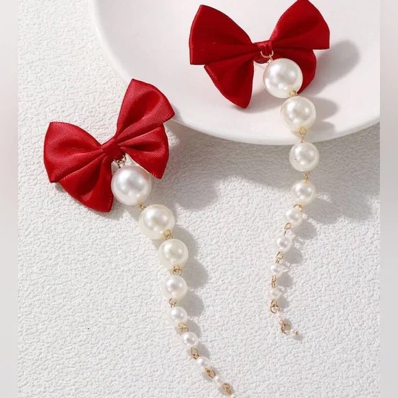 RED BOW PEARL DROP FASHION EARRINGS - Picture 5 of 7